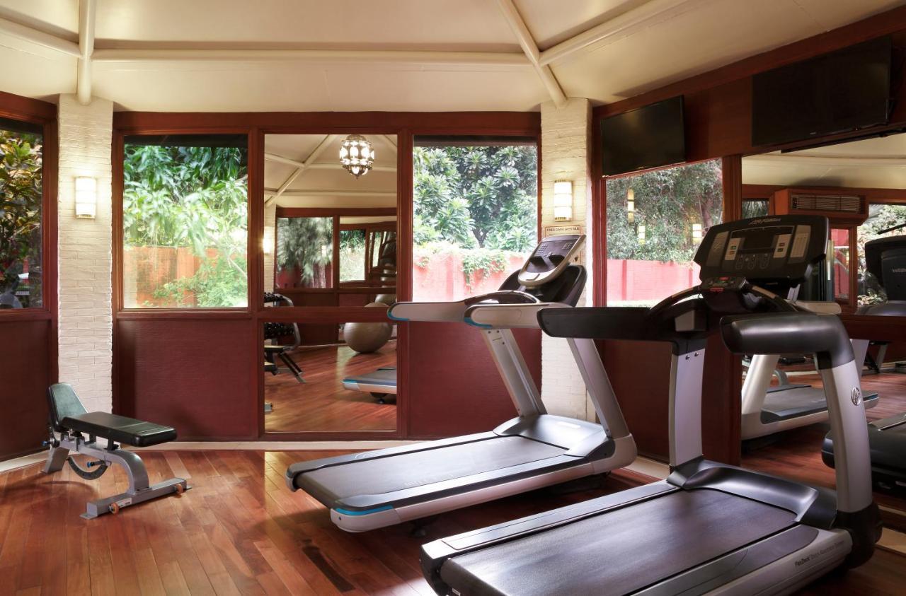 Taj Ganges Varanasi Exterior foto The gym at the Taj Bengal